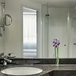 Hotel Center By Leonardo 4*