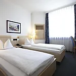 Hotel Center By Leonardo 4*