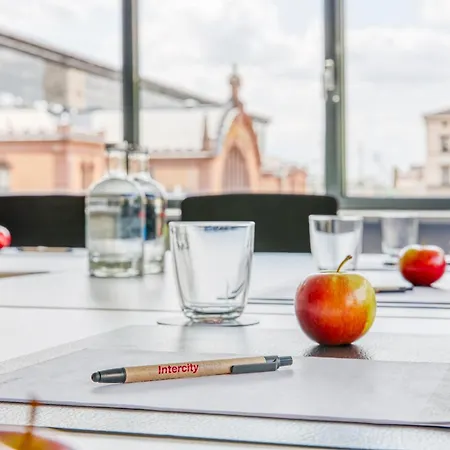 Center By Leonardo Отель