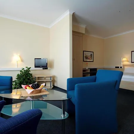 Intercityhotel 4*