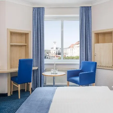 Center By Leonardo Hotel 4*