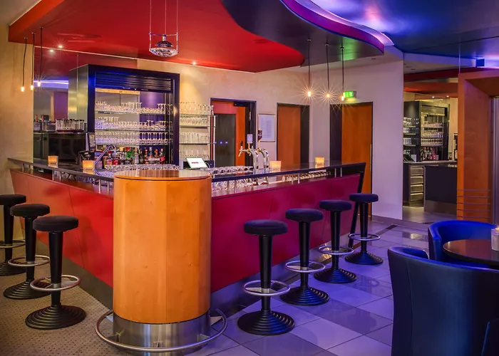 Center By Leonardo Эрфурт